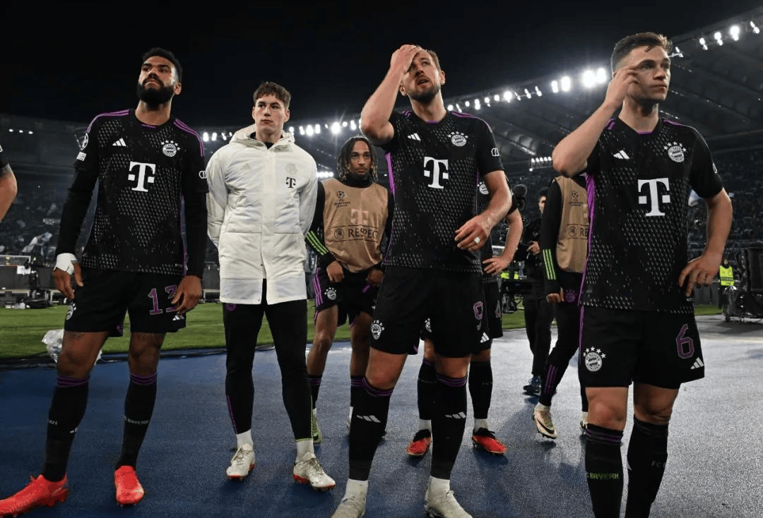 英媒盘点与主帅闹僵球员结局：小贝基恩C罗离队，希勒遭弃用