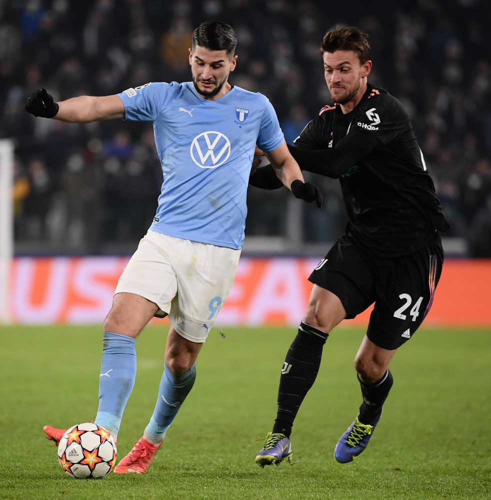 里程碑！东契奇职业生涯常规赛总篮板突破4000大关