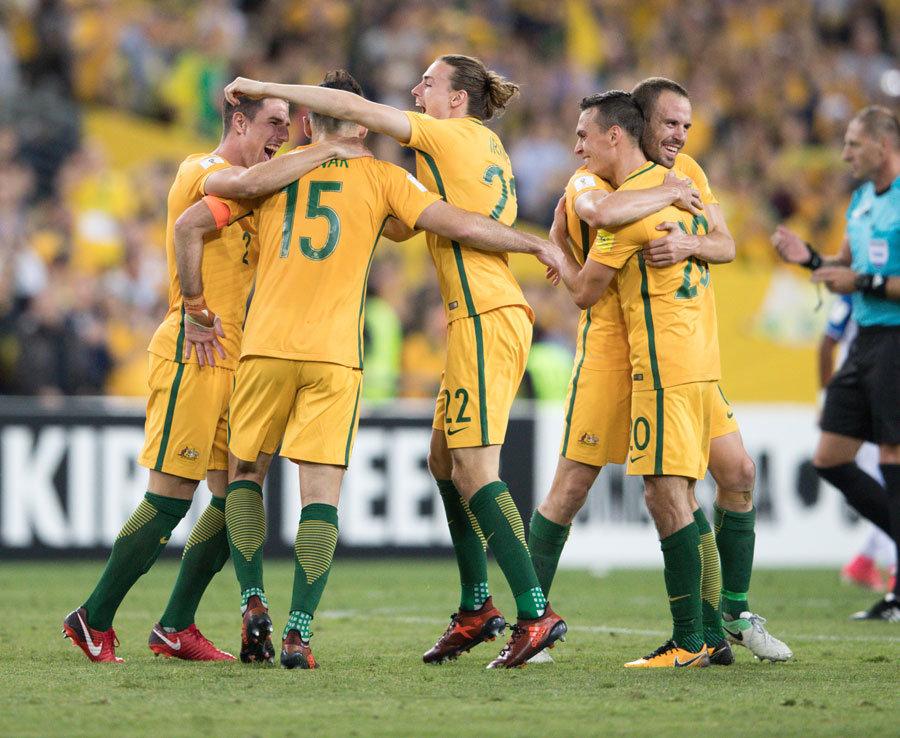 热苏斯：C罗明天会出战亚冠，我们28天没比赛需要恢复状态（热苏斯：C罗明日将出战亚冠，球队已歇28天需找回状态）