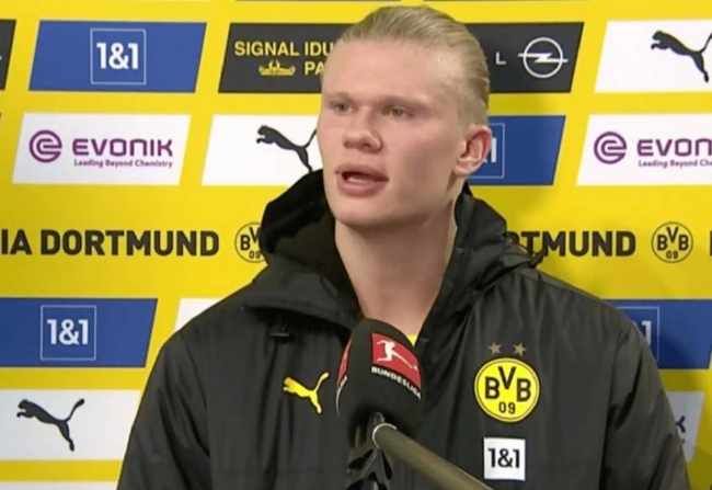 万项谈梅开二度：只能说运气比较好，赶上了这两个进球