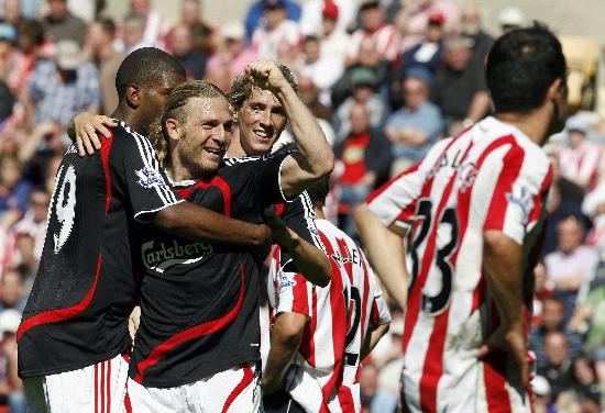 椰子：踢后卫让库普恢复信心；DV9受伤是戴维和奥蓬达的机会