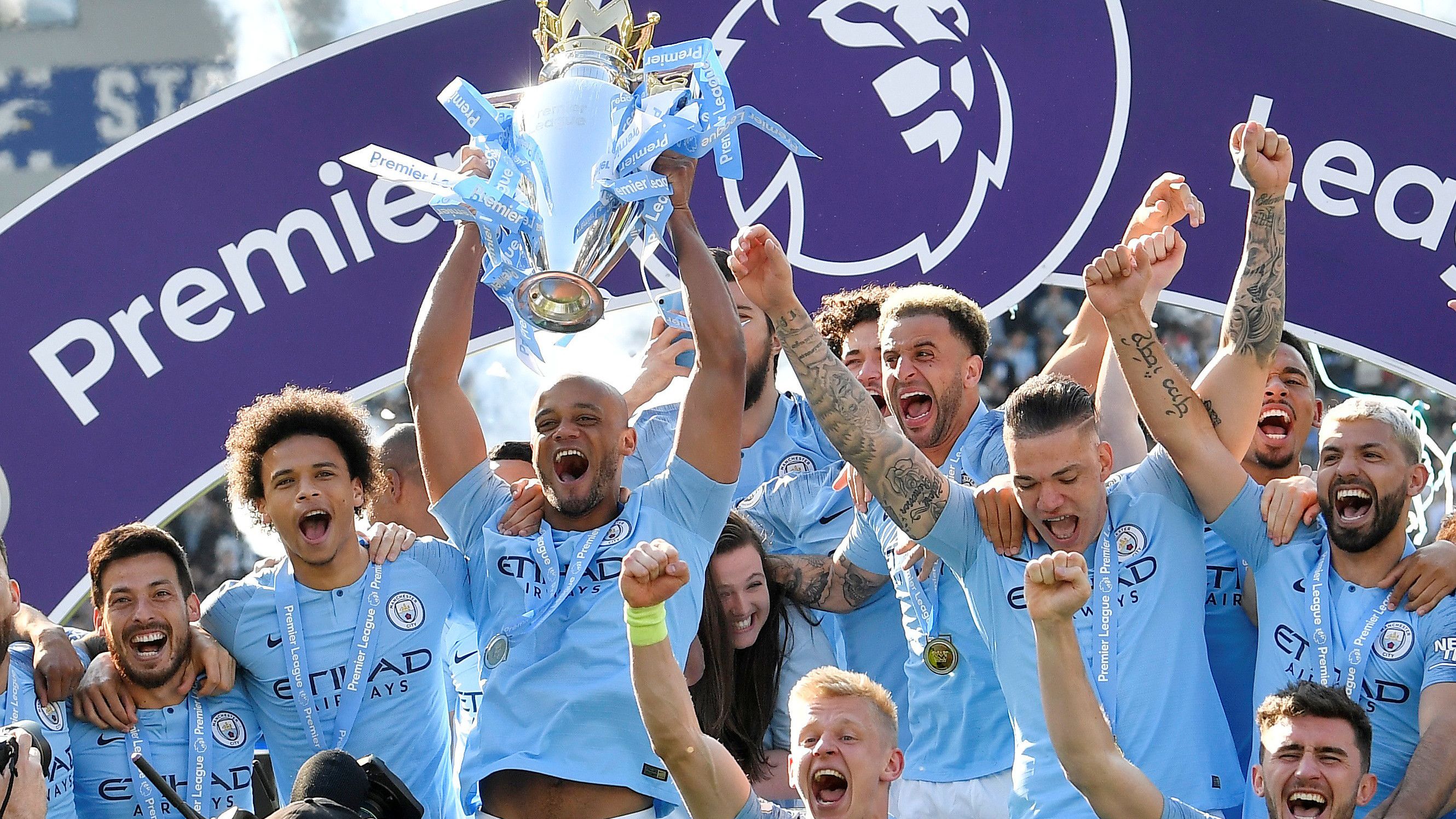 特巴斯：皇马主席和电视台反对一切，是他们而非巴萨在搞对立（特巴斯：皇马主席与电视台逢事必反，挑起对立的并非巴萨）