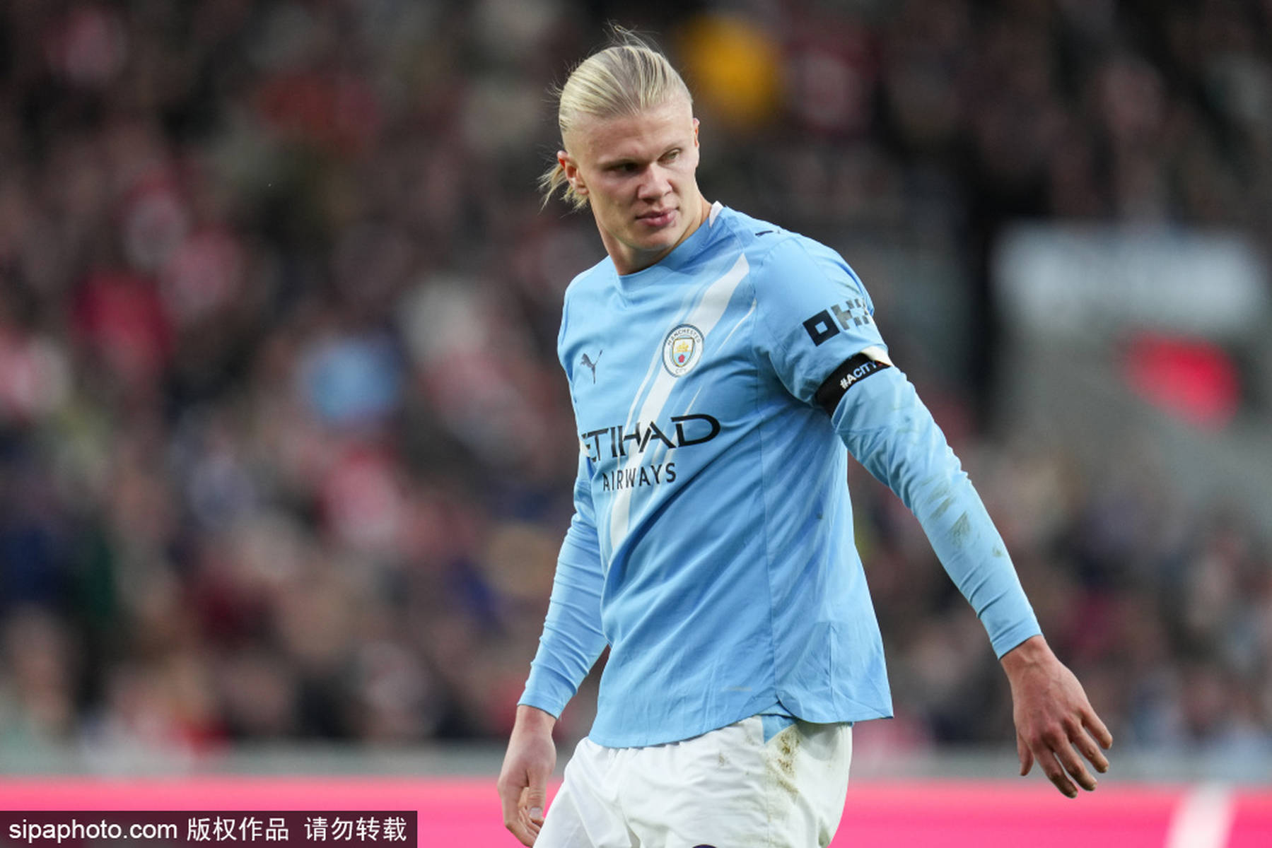 西甲战报：加西亚传射，穆尼奥斯建功，奥萨苏纳2-0莱万特（西甲快讯：加西亚一传一射，穆尼奥斯进球，奥萨苏纳2-0击败莱万特）