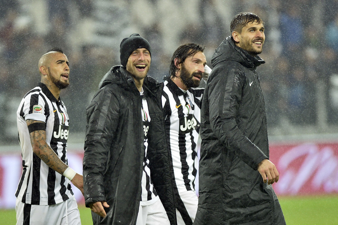 2-1！95分钟绝杀 英超13.1亿豪门18场不败终结 5.5亿战舰10轮9胜（英超2-1定胜负：95分钟绝杀，13.1亿豪门18场不败止步，5.5亿劲旅10轮9胜）