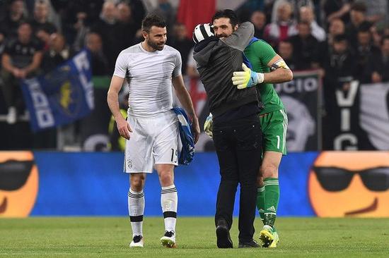 萨索洛客场3-0亚特兰大，贝拉尔迪2球1助当选全场最佳球员