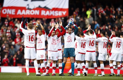 记者：浙江队计划在下周与青岛西海岸进行一场热身赛