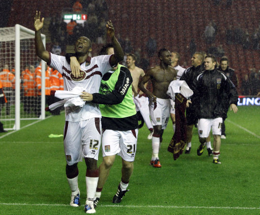 单场两红，皇马连续57个西甲主场无红牌遭终结（一役两红，皇马西甲主场57场无红牌纪录告破）